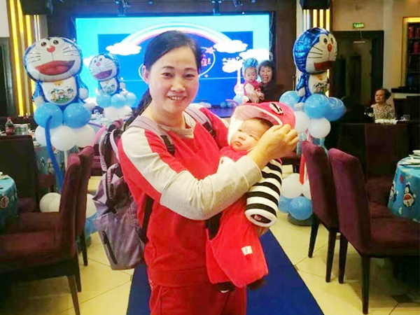 快连月嫂陈姐真诚热情,让人很舒服 快连月嫂陈姐真诚热情,让人很舒服