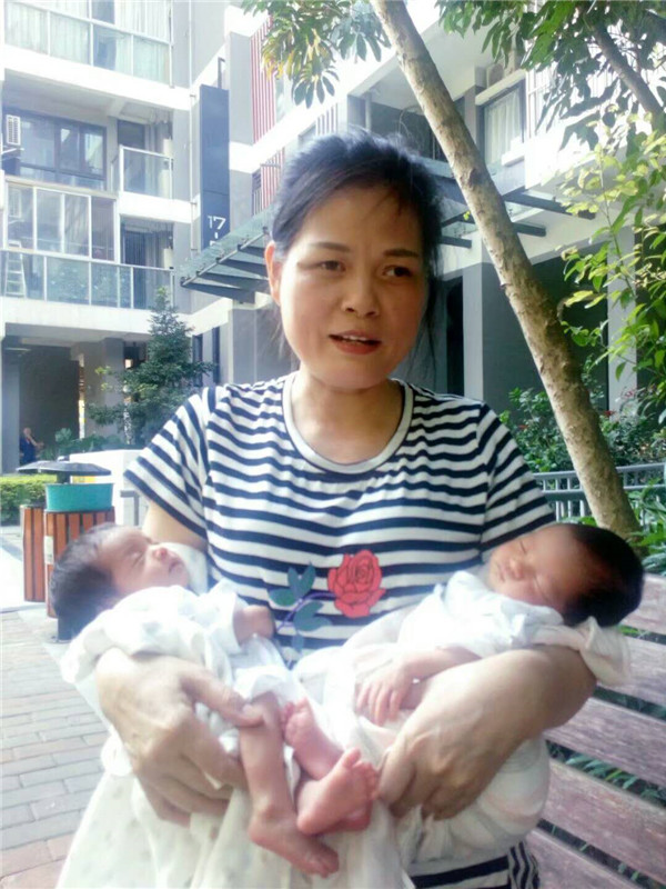 AFC9F08A-44C0-46EF-BFA9-C123C9095422 AFC9F08A-44C0-46EF-BFA9-C123C9095422