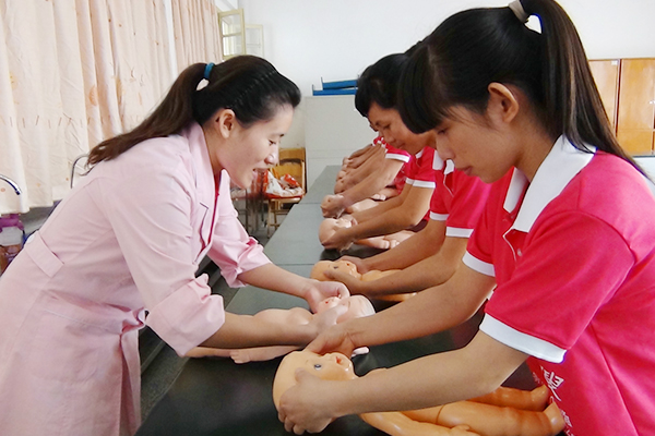 快连母婴月嫂 快连母婴月嫂